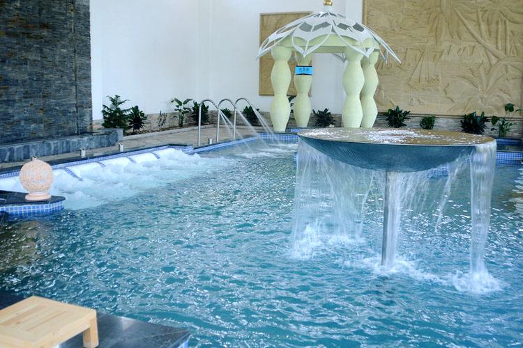 強(qiáng)力按摩浴